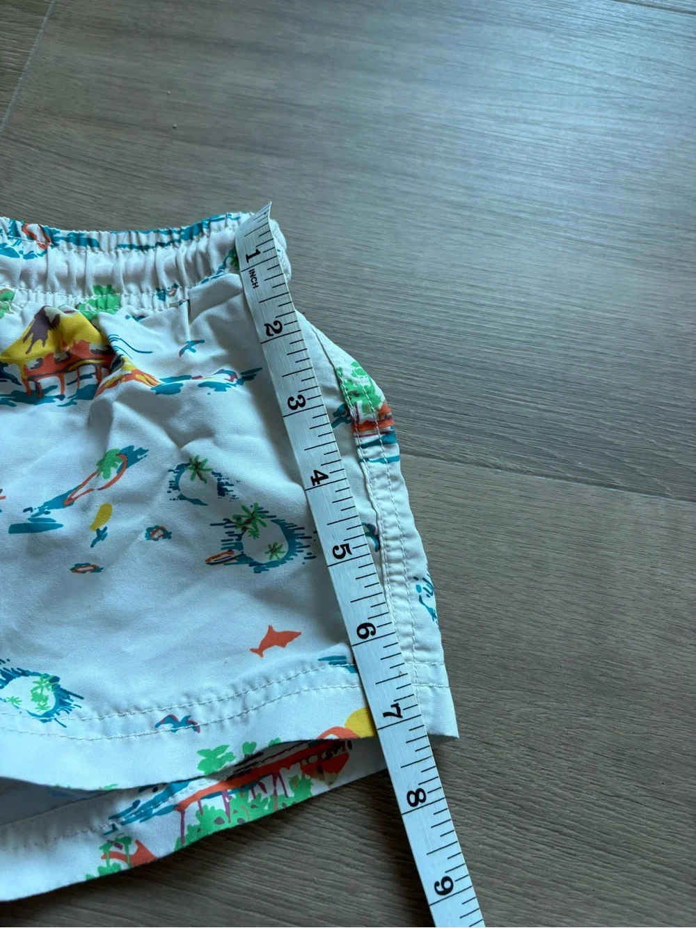 Zara White Boys Swim Trunks with Multicolor Tropical Print- size 4